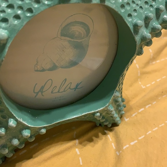 WOW; REDUCED PRICE!!!  STARFISH Beachy Frame - Picture 3 of 5